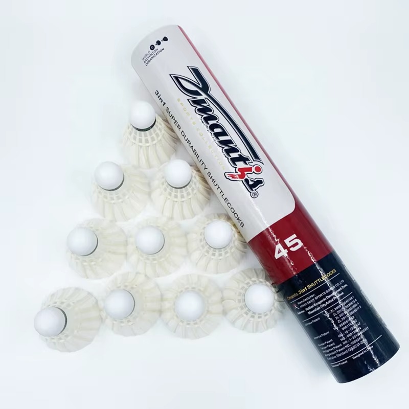 Badminton Vietnam - Stabile Flugfähigkeit Professioneller Gänsefeder-Badminton-Federball Bestseller für